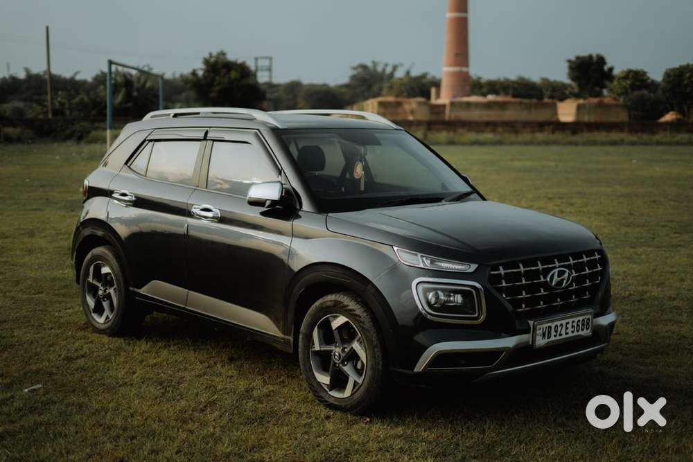 Hyundai Venue 2020 Petrol Well Maintained