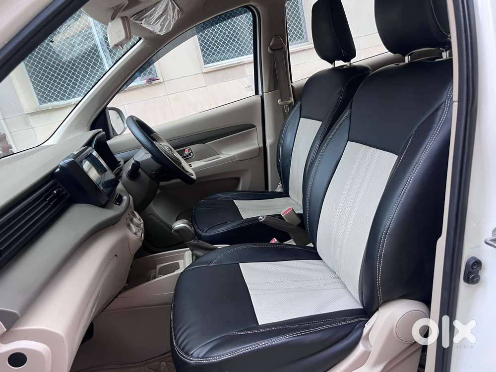 Maruti Suzuki Ertiga Vxi At Petrol, 2020, Petrol