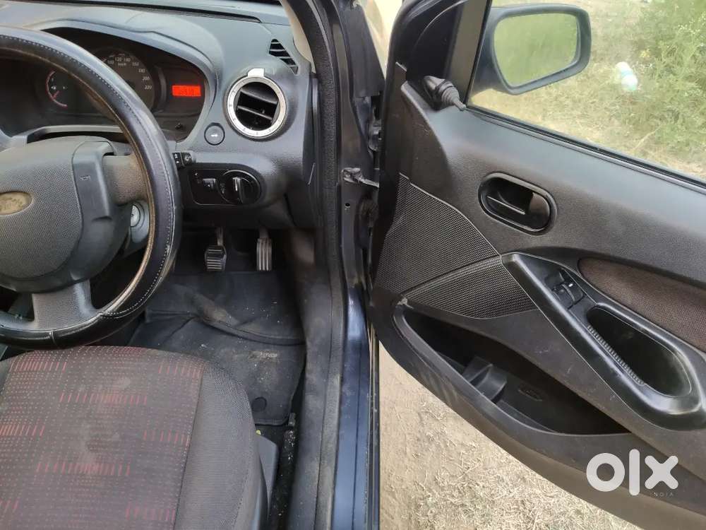 Ford Figo Diesel Titanium 2011