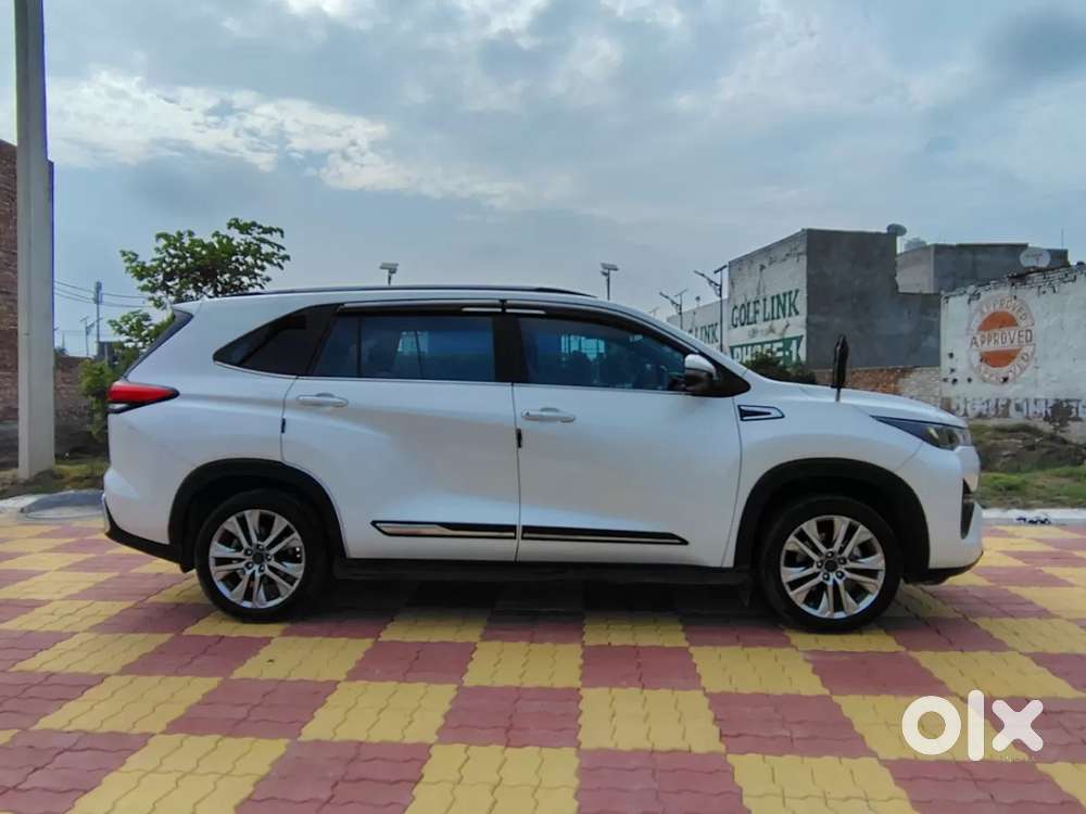 Toyota Innova Hycross 2.0 Gx 7 Str, 2024, Petrol