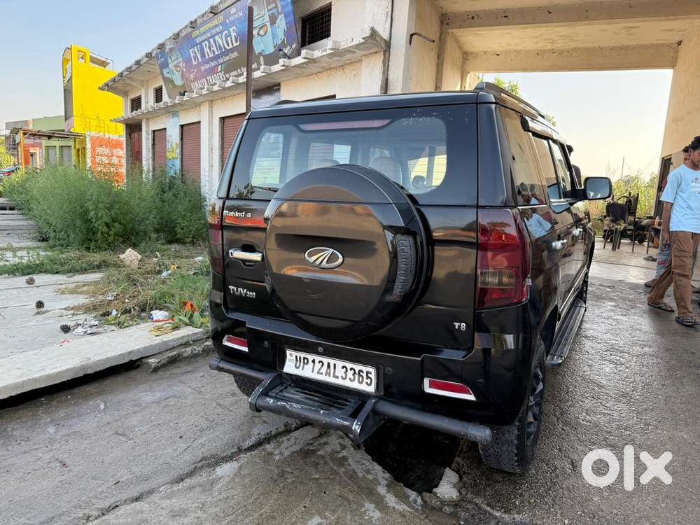 Mahindra Tuv 300 2016 Diesel Well Maintained
