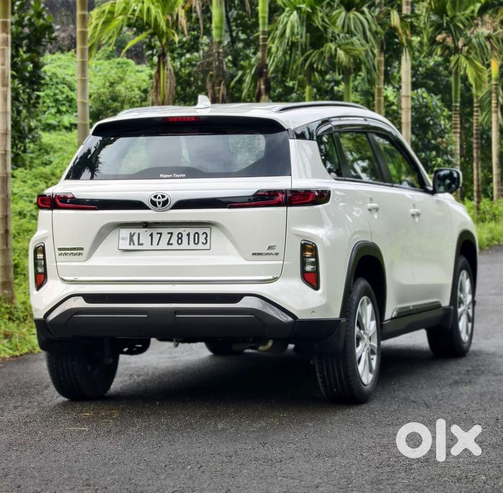 Toyota Urban Cruiser 2025 Hyryder Petrol