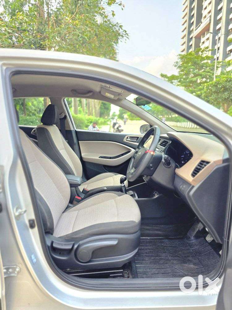 Hyundai I20 Asta (o) 1.2 Mt, 2017, Petrol