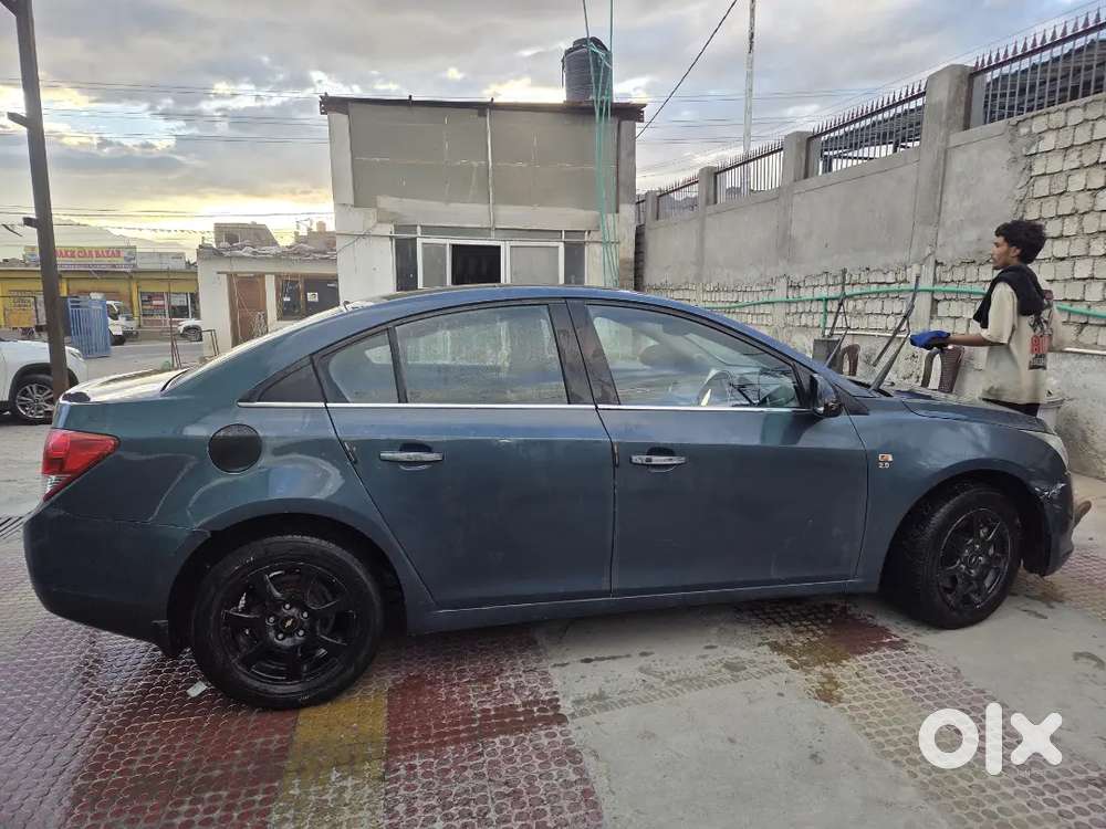 Chevrolet Cruze Diesel 2010 Year