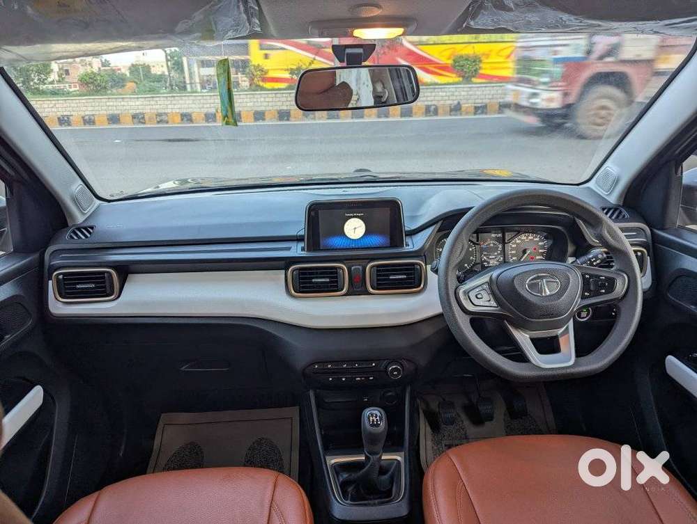 Tata Punch Accomplished, 2023, Petrol