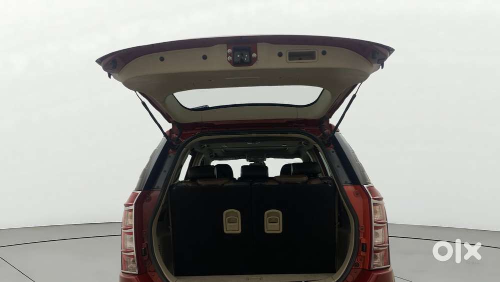 Mahindra Xuv500 2.2 W10, 2015, Diesel