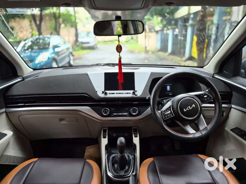 Kia Carens 1.5 Prestige 7 Str, 2023, Petrol
