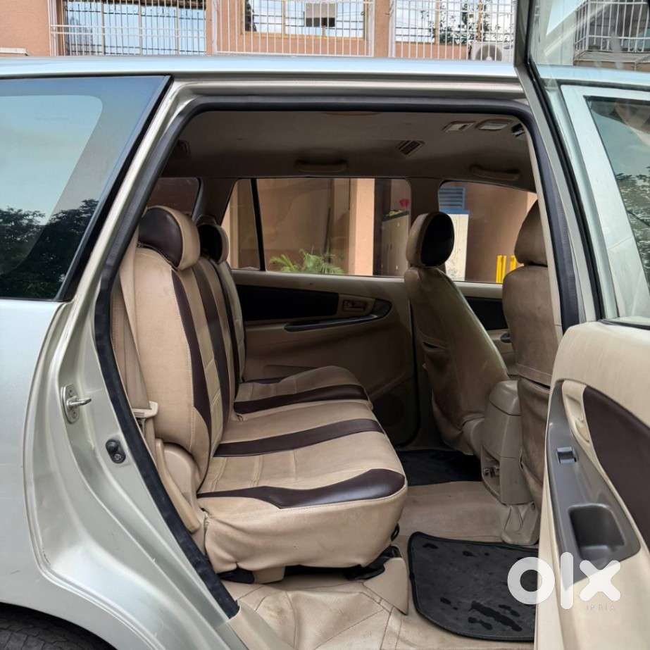 Toyota Innova 2.5 G (diesel) 8 Seater Bs Iv, 2008, Diesel