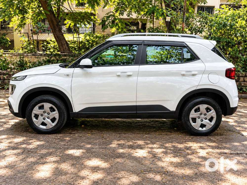 Hyundai Venue, 2022, Petrol