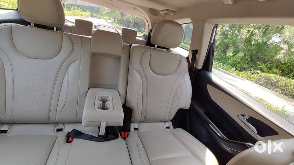 Mahindra Xuv700 2.2 Ax 7 Diesel At Str, 2022, Diesel