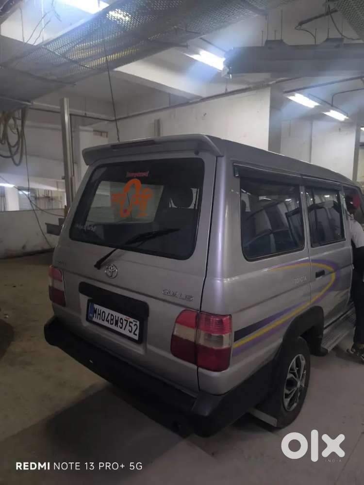 Toyota Qualis 2004 Diesel Well Maintained