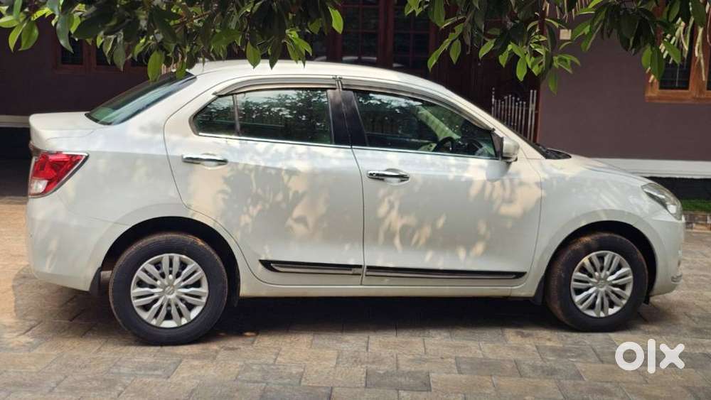 Maruti Suzuki Swift Dzire Vdi At, 2018, Diesel
