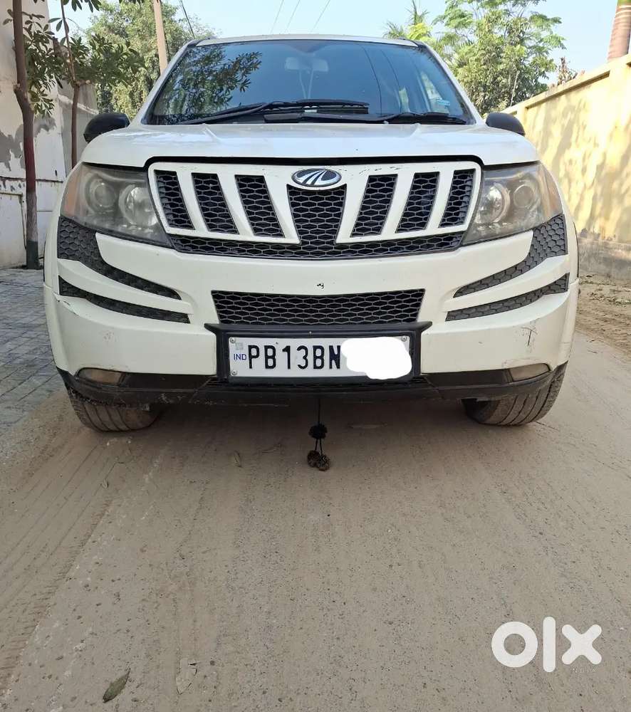 Mahindra Xuv500 2013 Diesel 102500 Km Driven