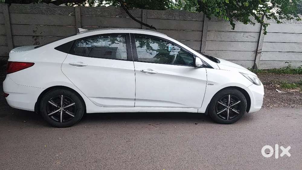 Hyundai Verna 1.6 Diesel 2013 Sx (o) Crdi