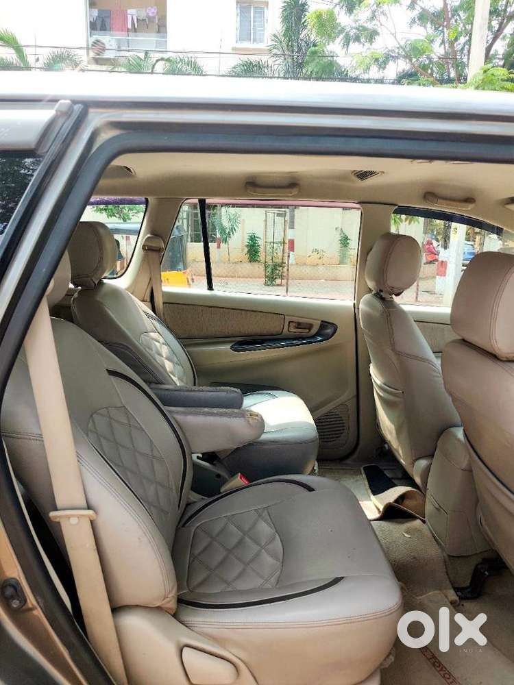 Toyota Innova 2.5 G (diesel) 7 Seater, 2010, Diesel