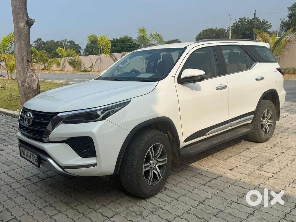 Toyota Fortuner 2024 Diesel 28000 Km Driven