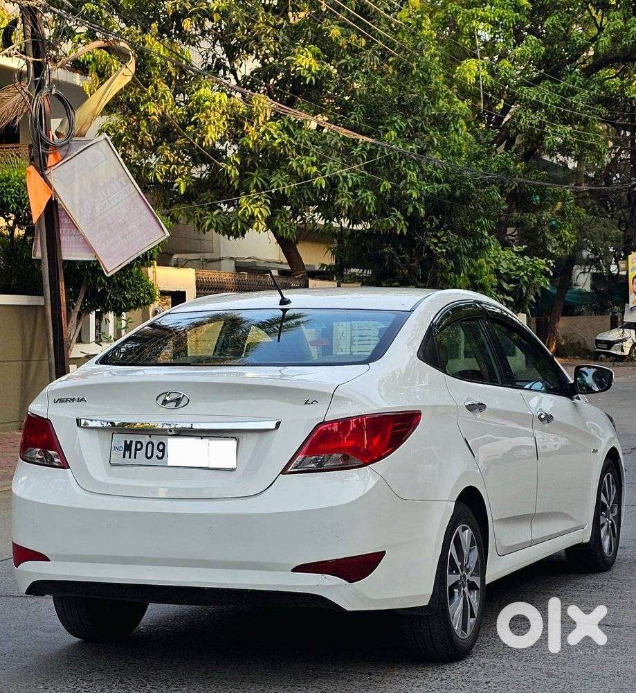 Hyundai Verna 1.6 Sx (o) Crdi, 2015, Diesel