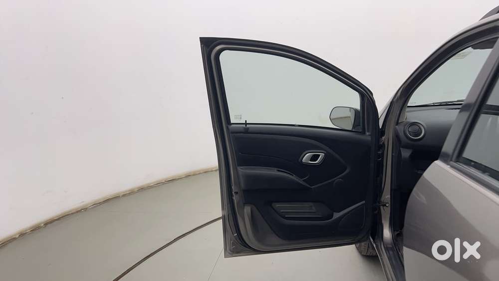 Datsun Redigo T Option, 2018, Petrol