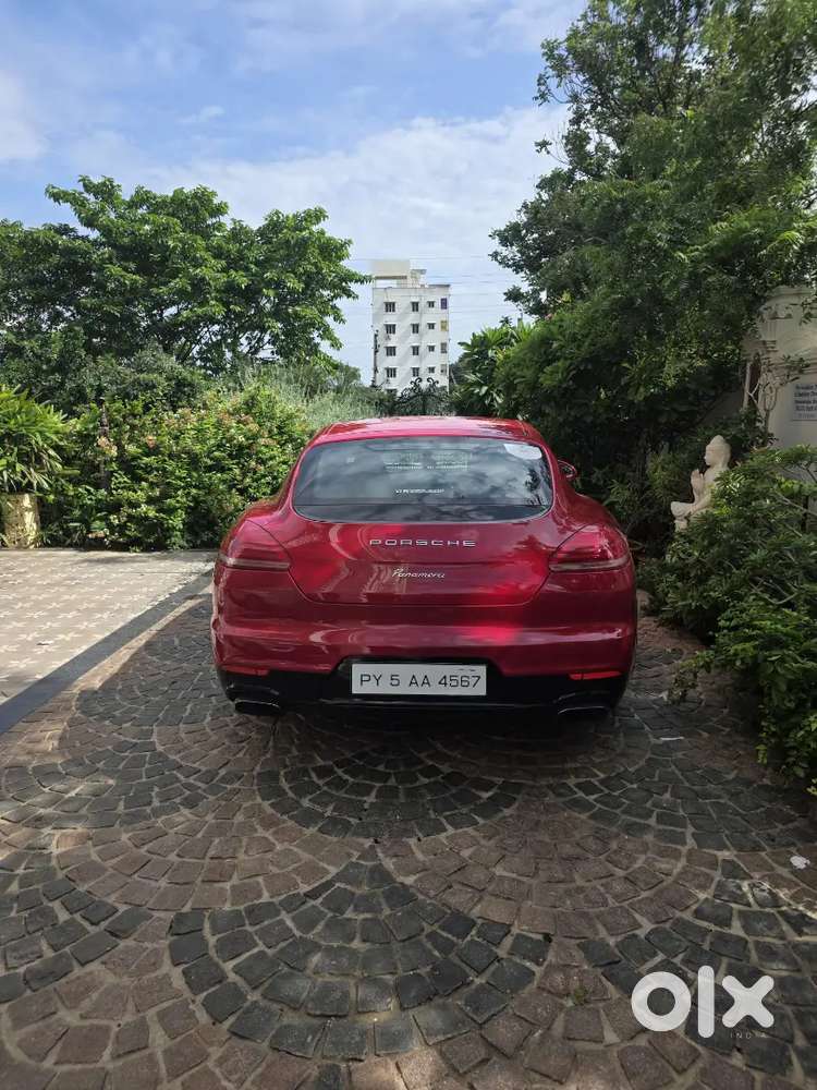 Porsche Panamera V6 Diesel In Carmine Red