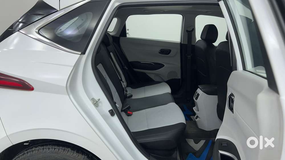 Hyundai New I20 1.2 Asta (o) Ivt, 2025, Petrol