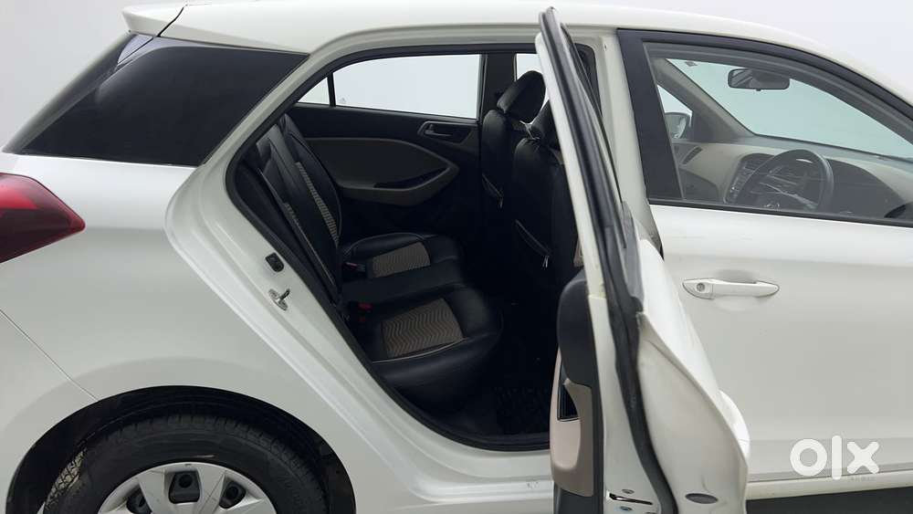 Hyundai Elite I20 [ ] 1.2 Magna, 2015, Petrol