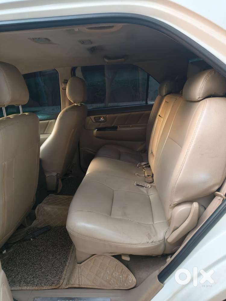 Toyota Fortuner 3.0 4x2 Mt, 2012, Diesel