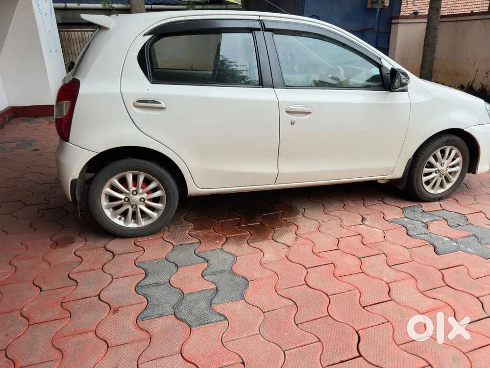 Toyota Etios Liva 2014 Diesel 244000 Km Driven