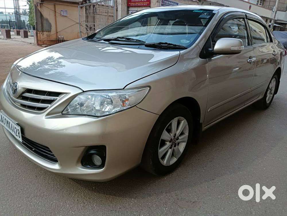 Toyota Corolla Altis 1.8 J, 2013, Cng & Hybrids