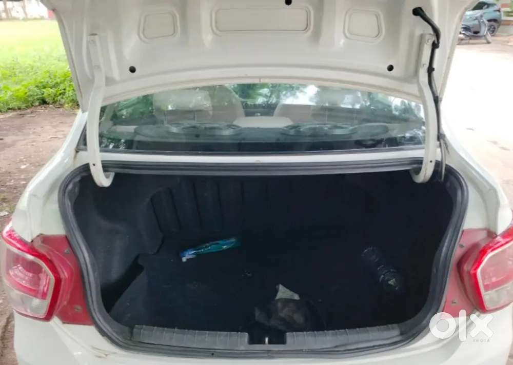 Hyundai Xcent 2015 Petrol Well Maintained