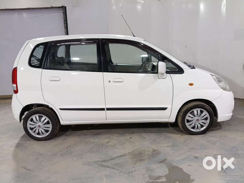 Maruti Suzuki Estilo Vxi Bs-iv, 2013, Petrol