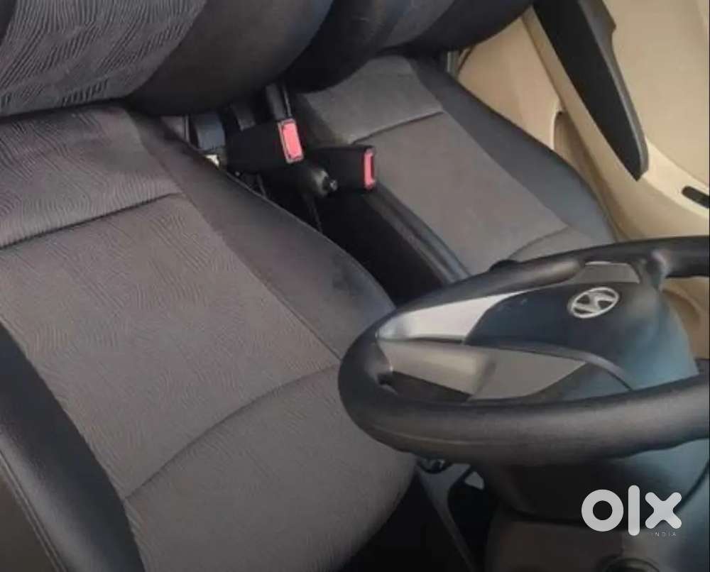 Hyundai Eon Sportz 2012 Petrol 75000 Run