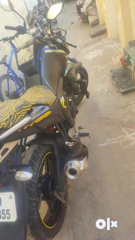 Yamaha fz 2nd hand for online sale