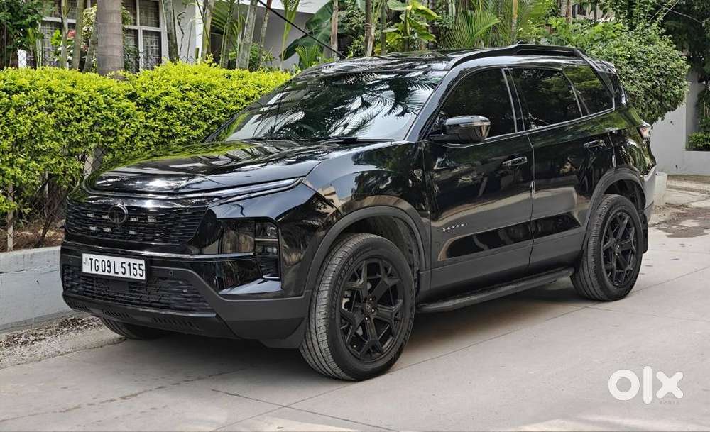 Tata Safari Accomplished X Plus 6 Str Dark Edition, 2025, Diesel