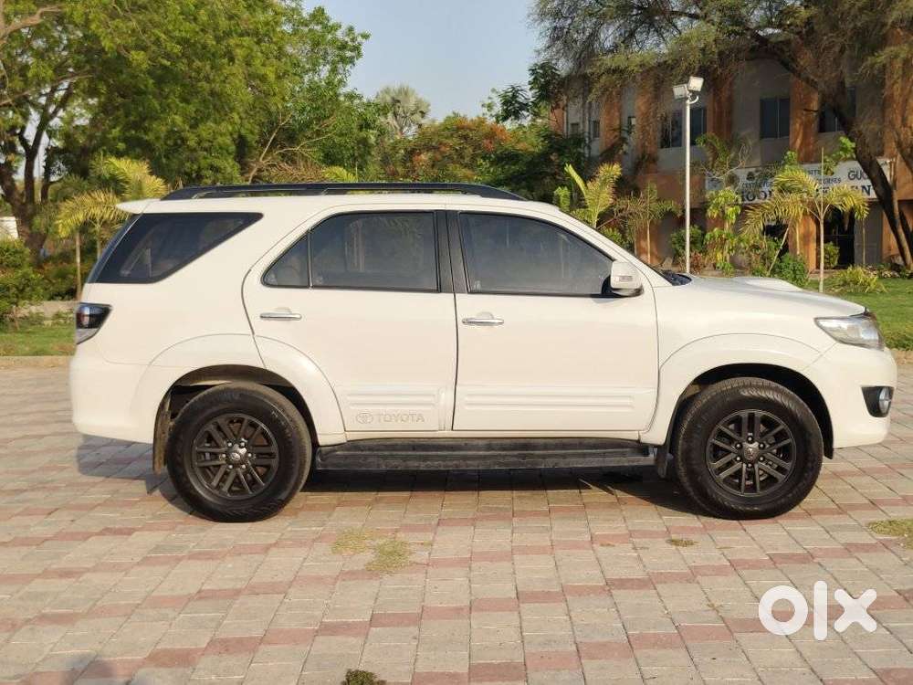 Toyota Fortuner 2011-2016 4x2 Manual, 2015, Diesel