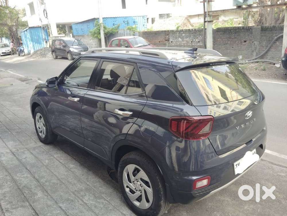 Hyundai Venue 1.2 S Plus, 2021, Petrol
