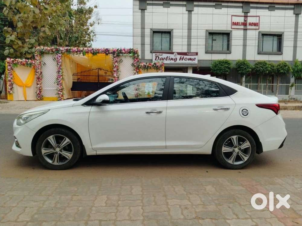 Hyundai Verna 1.6 Sx (o) Vtvt, 2018, Petrol