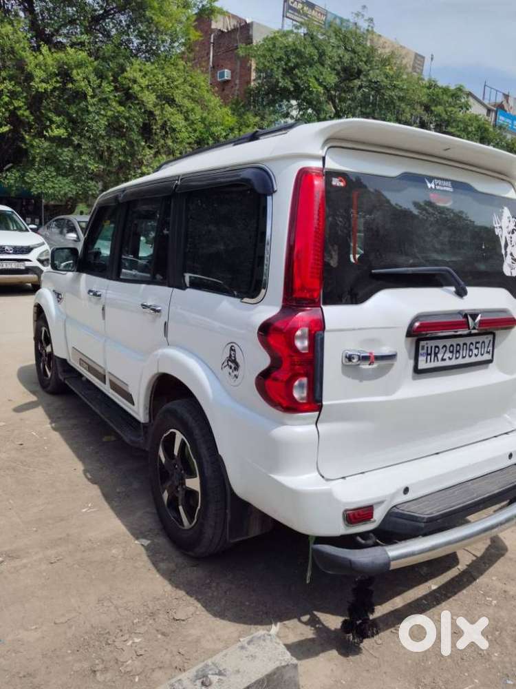 Mahindra Scorpio Classic 2.2 S 11 Mt 7 Str, 2024, Diesel