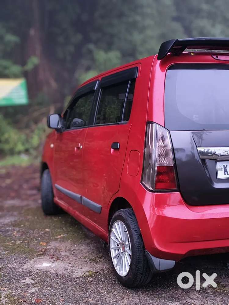 Well Modified,neet And Clean,80000 Km Company Service