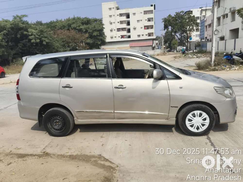 Toyota Innova 2016