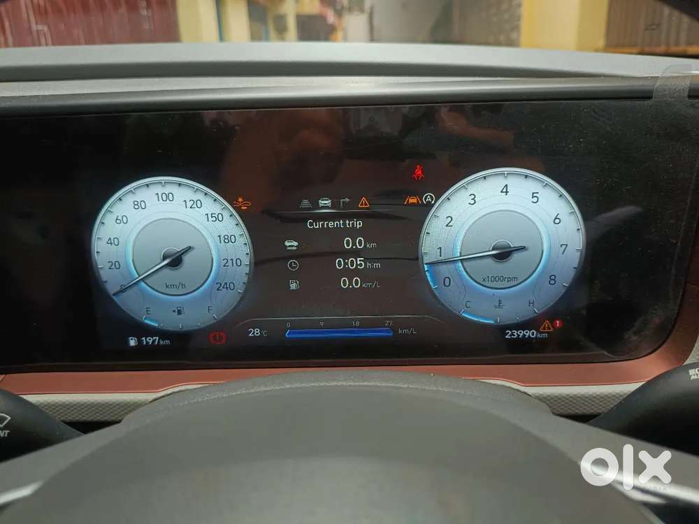 Hyundai Creta 2024 Petrol 23990 Km Driven.