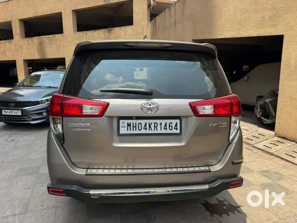 Toyota Innova Crysta 2021 Diesel Well Maintained