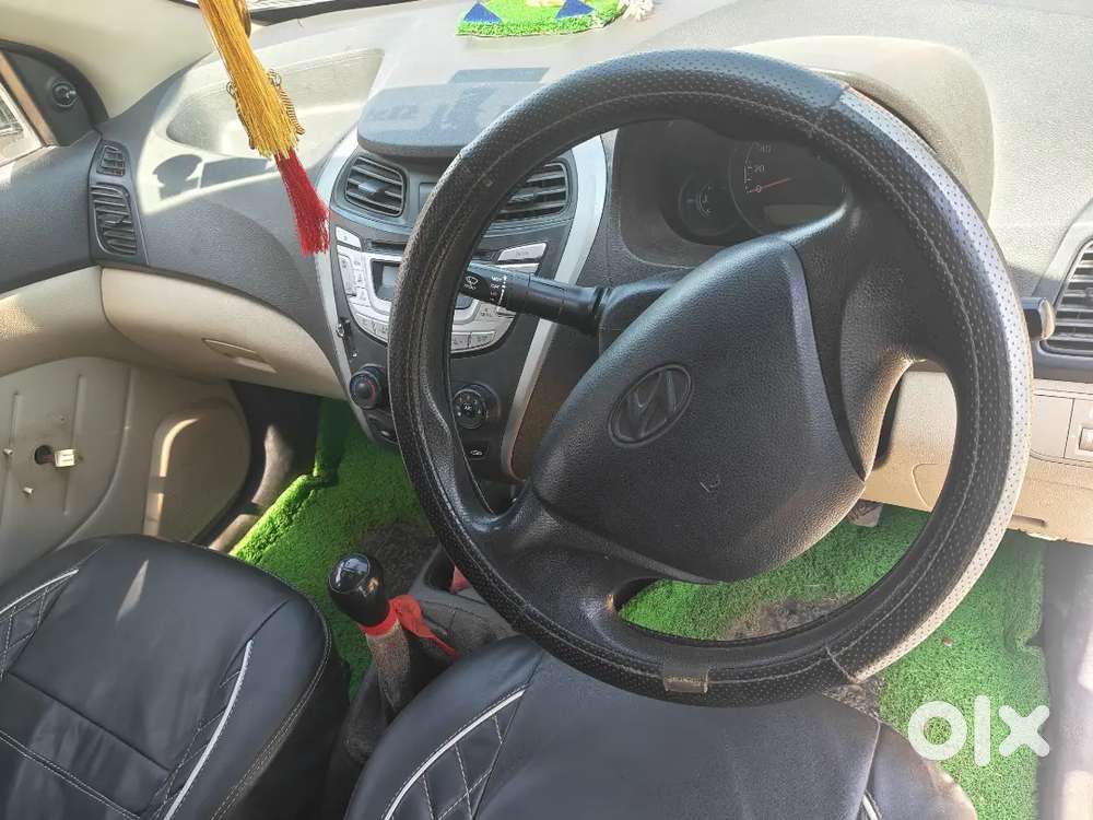 Hyundai Eon 2017 Petrol 100000 Km Driven