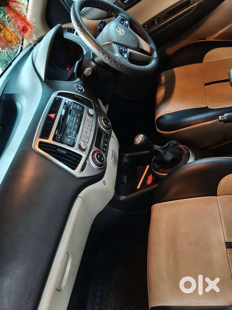 Hyundai I20 2013 Petrol Well Maintained