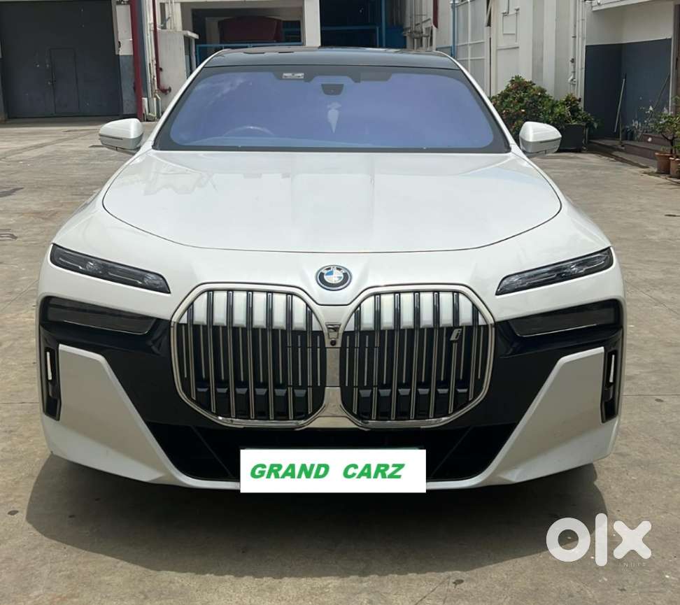 Bmw I7 Xdrive60, 2024, Electric