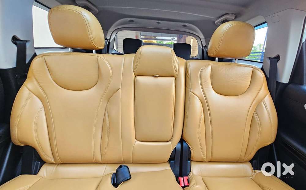 Mahindra Xuv700 2.2 Ax 7 Diesel At Str, 2025, Diesel