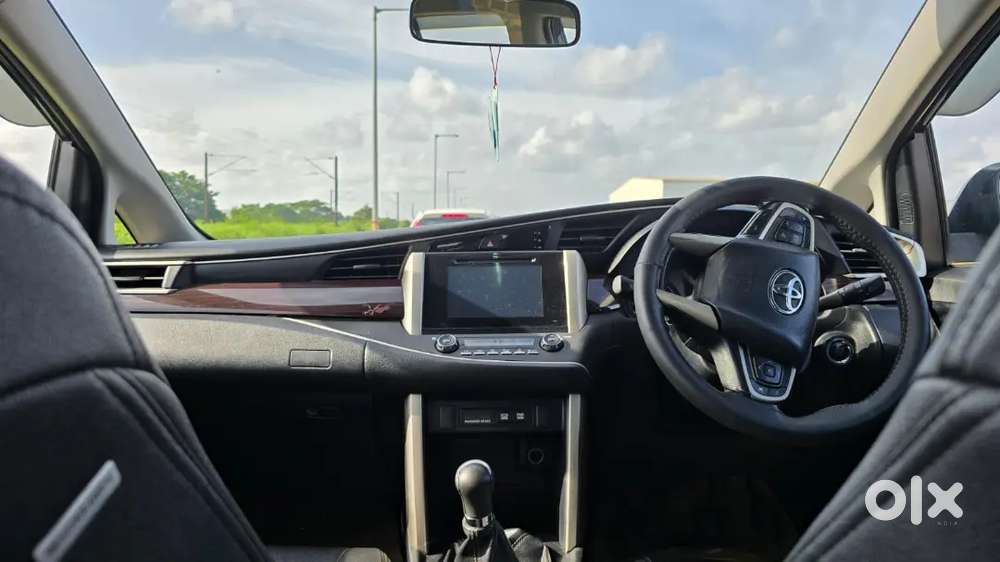 Toyota Innova Crysta 2017 Diesel 170000 Km Driven Excellent Condition