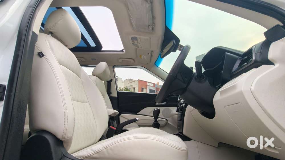 Mahindra Xuv 3xo Ax7l Diesel Mt, 2024, Diesel
