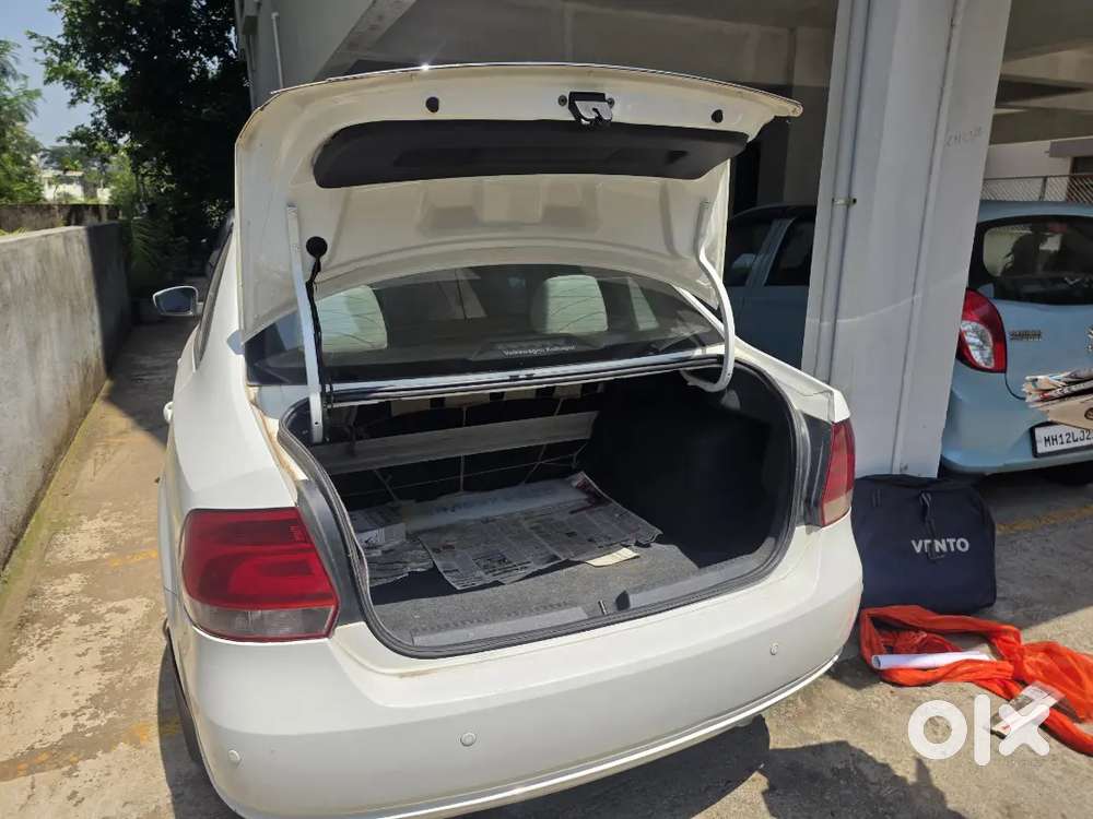 Volkswagen Vento Highline 2012