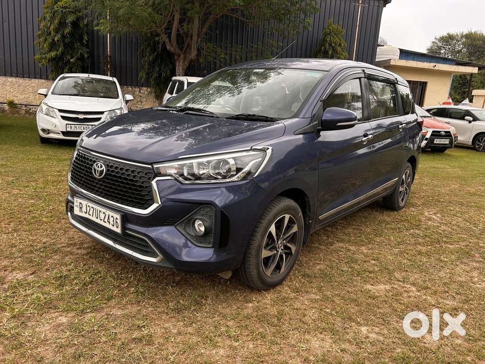 Toyota Rumion V At, 2023, Petrol