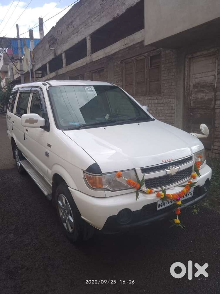 Chevrolet Tavera Neo 3 Ls- 10 Str Bs-iii, 2013, Diesel